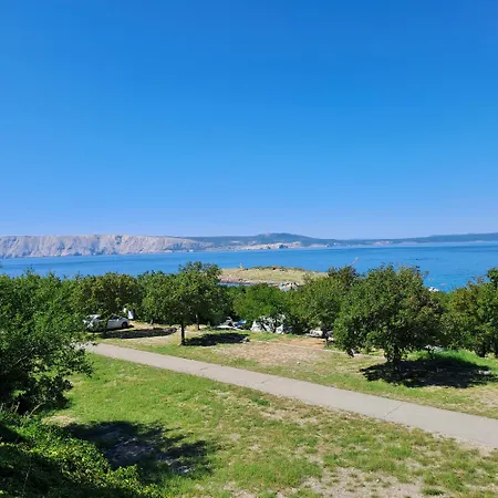 مكان تخييم Mobile Livanda